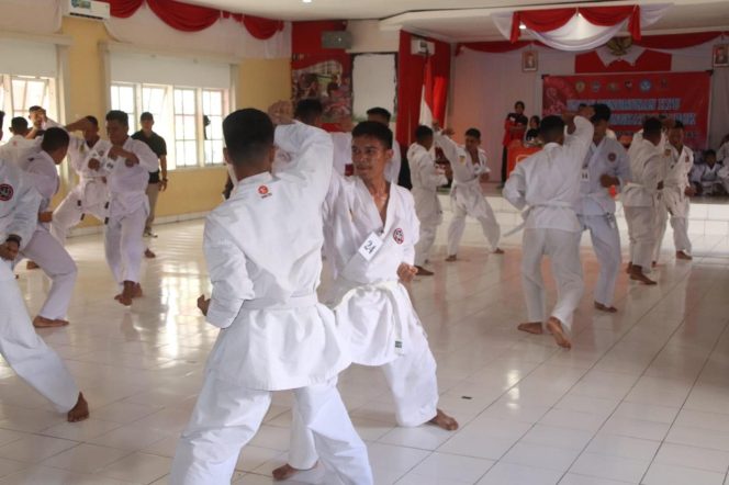 					Inkanas Uji Kenaikan Tingkatan Sabuk Ratusan Karate-do di Mako Brimob Bone