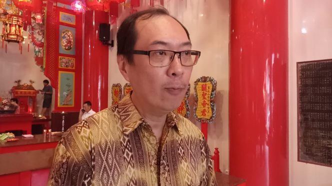 					Kanopi Roboh, Begini Klarifikasi Sekretaris Kelenteng Kwan Kong Makassar Hingga Tanggung Biaya Pengobatan Terhadap Korban