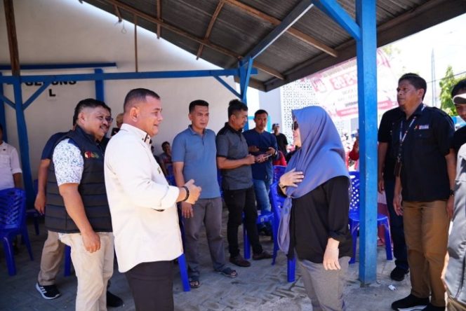 					Pj Bupati Sinjai TR Fahsul Falah Memantau Proses Pelaksanaan PSU Pemilu 2024. (Foto: Ist)