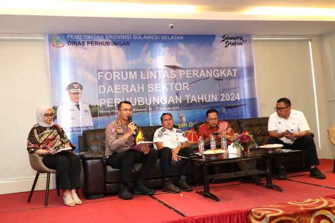 					Atasi Kamseltibcarlantas, Dirlantas Polda Sulsel Inisiasi Model Kolaborasi Forum LLAJ