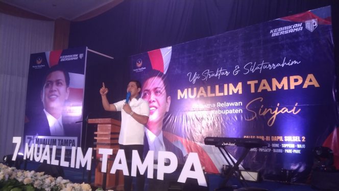 					Caleg DPR RI Dapil 2 Sulsel dari Partai Nasdem, Muallim Tampa saat Uji Struktur di Sinjai. (Foto: BERITA.NEWS/ Syarif)