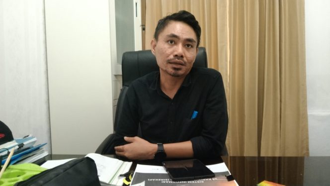 					Komisioner KPU Bulukumba, Rakhmat Fajar. (Foto: BERITA.NEWS/ Syarif)