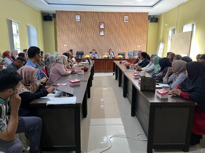 					Sekda Sinjai Andi Jefrianto Asapa Pimpin Rapat Pajak dan Retribusi Daerah. (Foto: Ist/ Humas Kominfo)