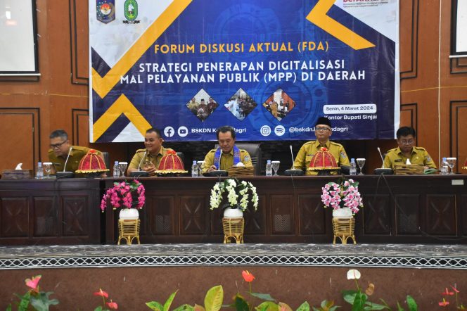 					Forum Diskusi Aktual (FDA) Strategi Penerapan Digitalisasi Mal Pelayanan Publik (MPP) di Daerah. (Foto: Ist/ Humas Kominfo)