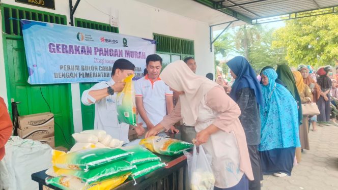 					Gerakan Pangan Murah Pemkab Sinjai Disambut Baik Masyarakat