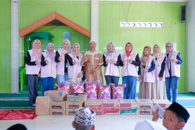 					Semarak Ramadhan, Srikandi PLN Icon Plus Sulawesi dan IBT Berbagi Kebahagiaan dengan Santri