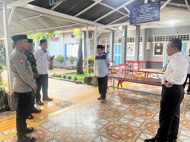 					Layanan Kunjungan Ramadan dirangkaikan Bukber Kelurga WBP Lapas Narkotika Sungguminasa. (Foto: Ist)