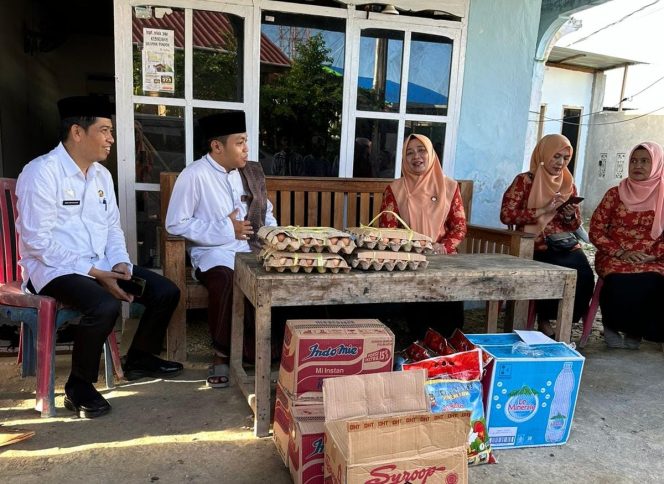 					Sambangi Ponpes Darul Mukhlasin, DWP Sinjai Berbagi Bantuan Sembako