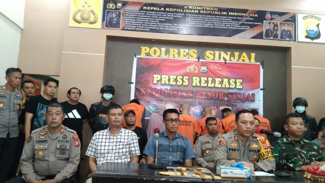 					Press Release Polres Sinjai Penetapan Tersangka Demo Rusuh di Kantor KPU. (Foto: BERITA.NEWS/ Sinjai)