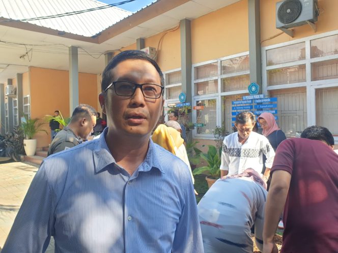 					Dukung Program Wali Kota, Camat Mariso Pimpin Tanam 13.000 Bibit Cabai di Lorong-Lorong