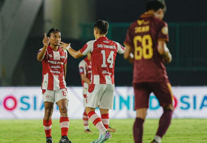 					Sepuluh Pemain Persis Tekuk PSM, Tavares sebut Faktor Gaji