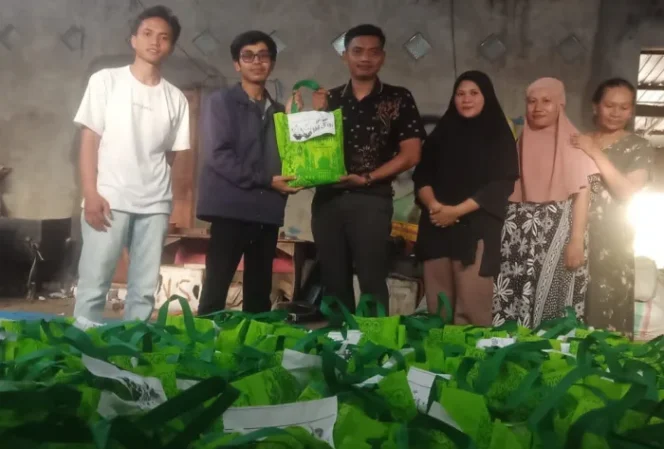 					Peduli, Huadi Group Berbagi Parcel Jelang Lebaran Idul Fitri 1445 Hijriah