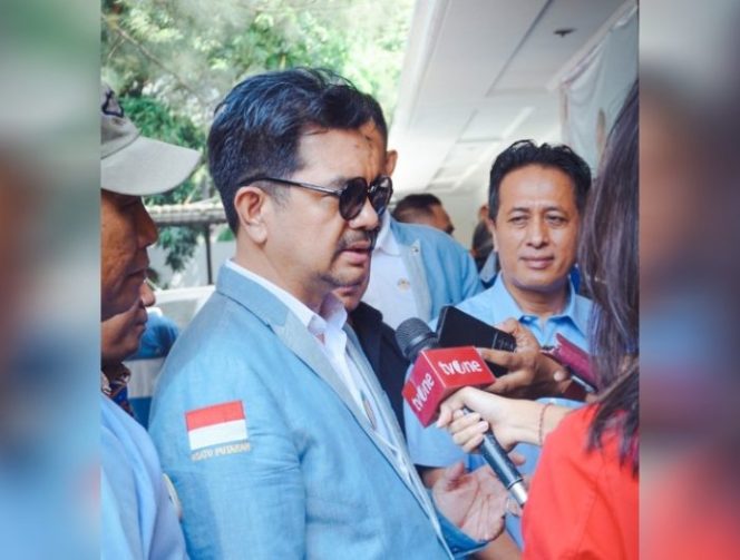 					Relawan Go Gibran: Merugilah Golkar Jika Tidak Dinakhodai Orang Nomor Dua di Pemerintahan