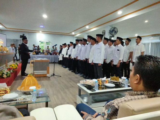 					45 Anggota PPK Pilkada Dilantik, Ketua KPU Sinjai: Jangan Main-main dengan Sumpah