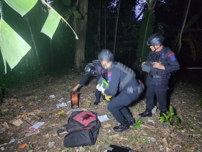 					Warga Latekko Digegerkan Penemuan Granat, Brimob Bone Langsung Amankan Lokasi