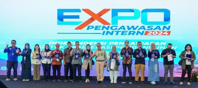 					BPKP RI Beri Penghargaan Pemkot Makassar, Tampilkan Booth Terbaik Bareng 4 Inovasi Pengawasan