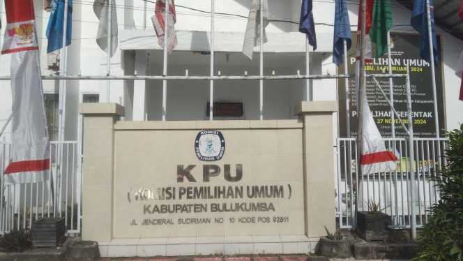 					Kantor KPU Bulukumba, Jl Jenderal Sudirman. (Foto: BERITA.NEWS/ Syarif)