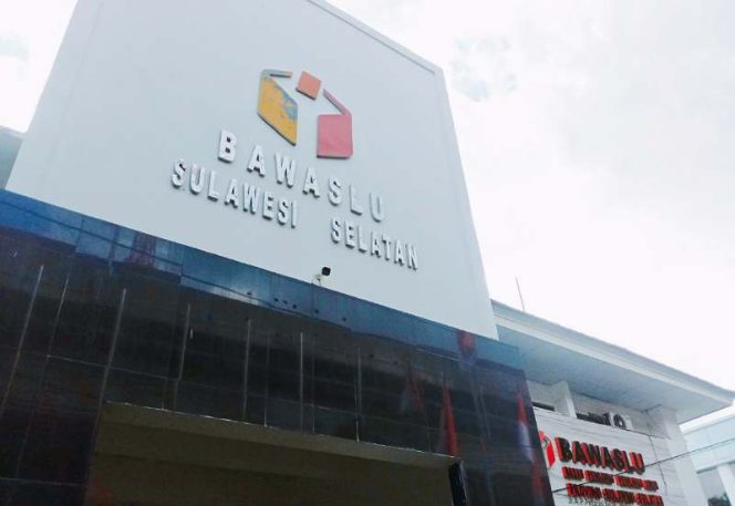					Bawaslu Sulsel: Politisasi SARA Rawan Jelang Pilkada 2024