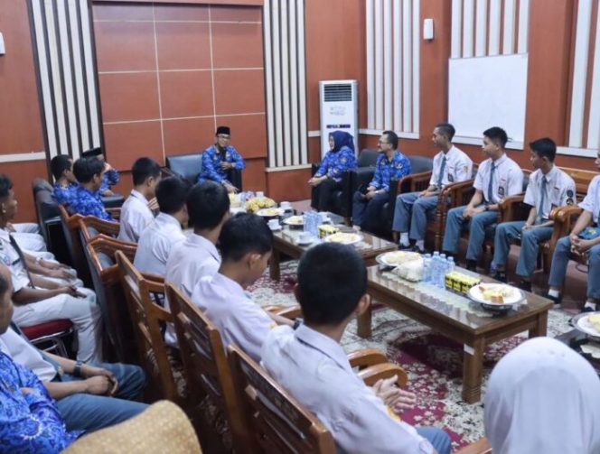 					Pj Bupati Takalar Melepas siswa/siswi Peserta Pelatihan Magang ke Jepang