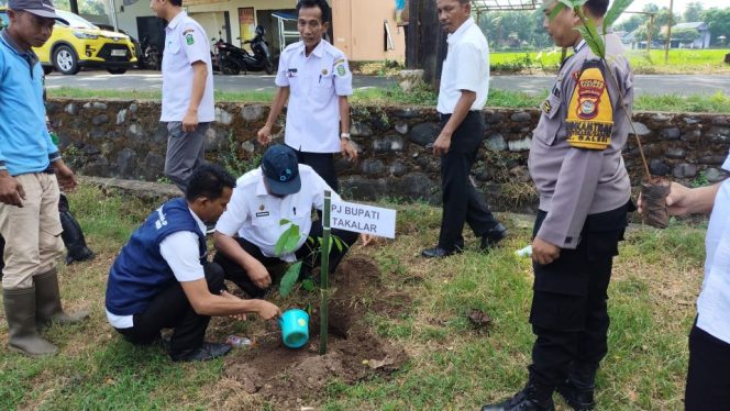 					Peringati Hari Lingkungan Hidup Sedunia, Pemerintah Kabupaten Takalar Harap Wujudkan Kesadaran Cinta Lingkungan bagi Generasi
