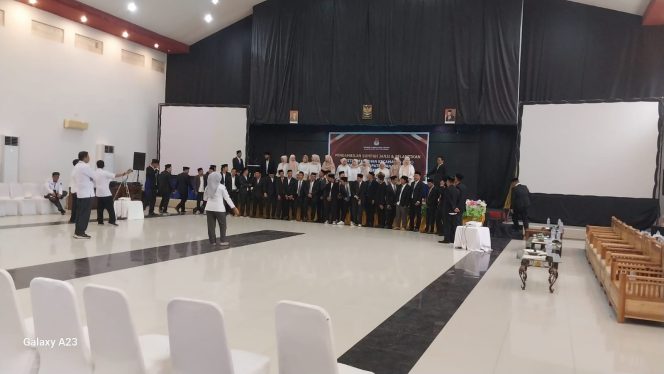 					Pelantikan anggota PPK se- Kabupaten Bulukumba. (Foto: Ist)