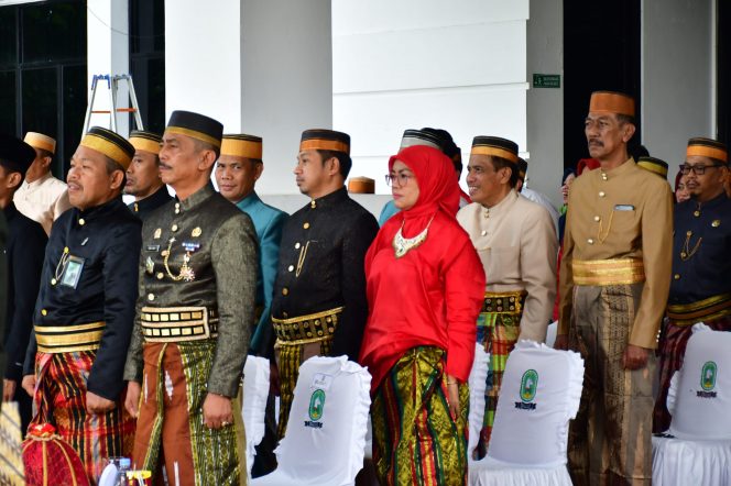 					Upacara Peringatan Harlah Pancasila di Sinjai, Peserta Kompak Kenakan Pakaian Adat