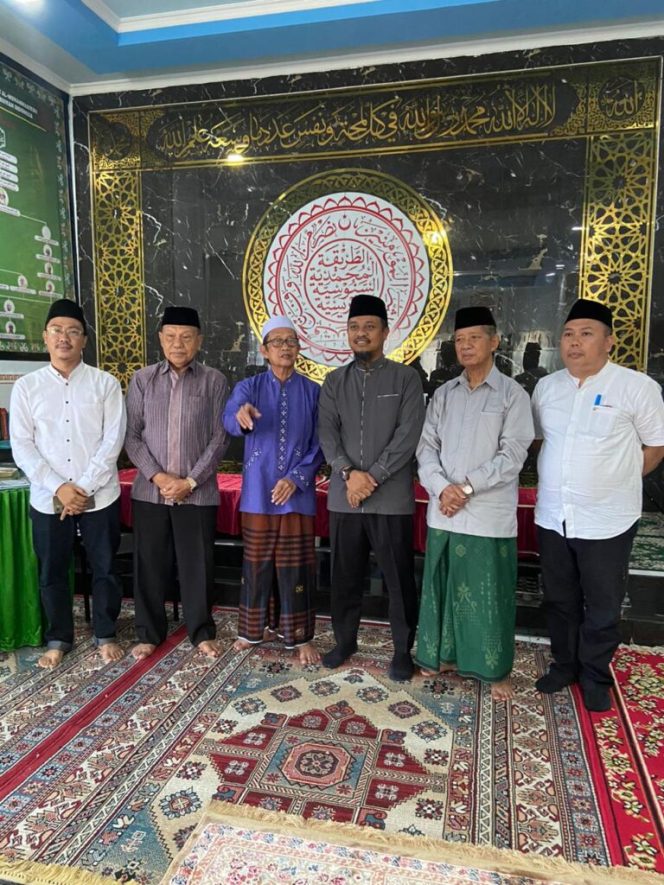 					Andi Sudirman Silaturahmi ke Rais Syuriah PWNU Sulsel AGH Baharuddin