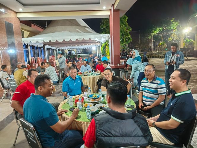 					Kejuaraan Domino Polres Sinjai Dalam Rangka HUT Bhayangkara ke- 78 tahun 2024. (Dok. Ist/ Humas)