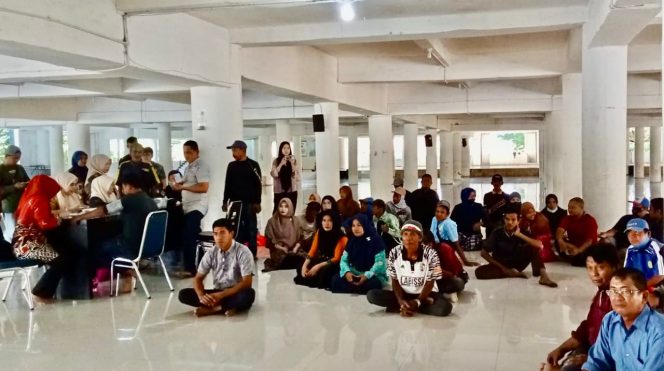 					Dinkes Periksa Kesehatan Para Petugas Kebersihan di Bulukumba