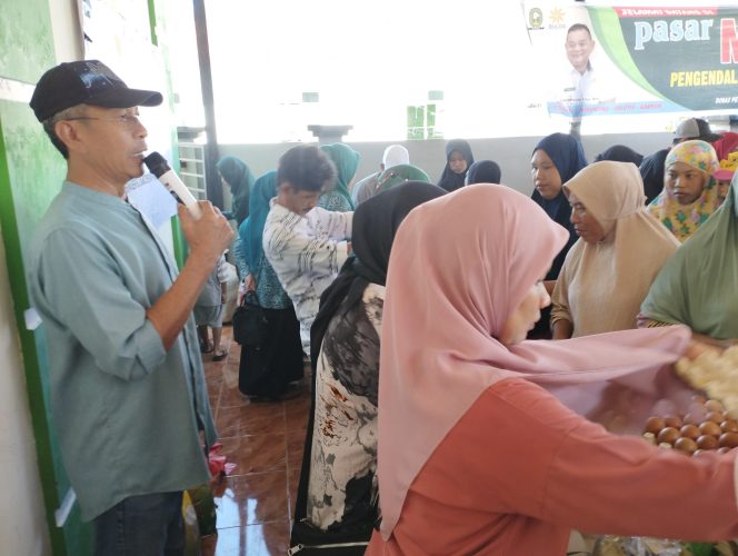 					Pasar Murah Pemkab Sinjai di Pulau Sembilan Diserbu Warga