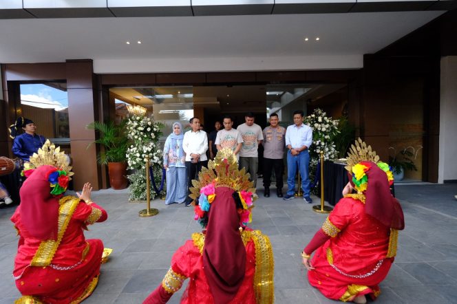 					Resmikan Double Nine Hotel Malino, Bupati Adnan Sebut Bantu Tingkatkan Pariwisata di Gowa 