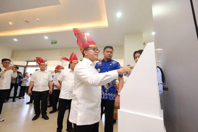 					Berkunjung Ke Sulsel, MenPAN-RB Kagum Layanan MPP Gowa 