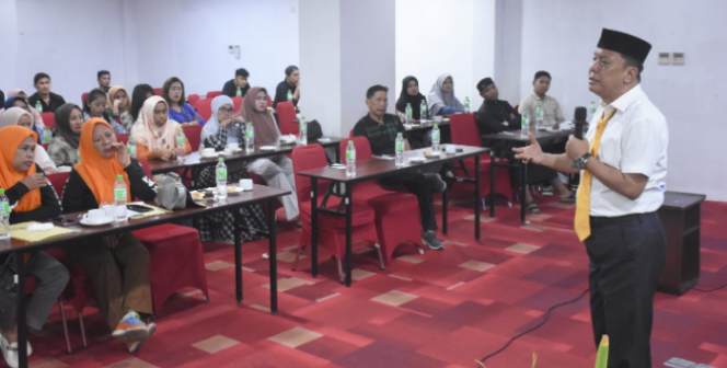 					FOTO: Abdul Wahab Tahir Saat Gelar Sosialisasi Perda Perlindungan Anak di Hotel Royal Bay Makassar