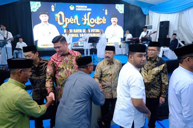 					Hari Kedua Open House, Adnan-Kio Terima Ribuan Tokoh Masyarakat