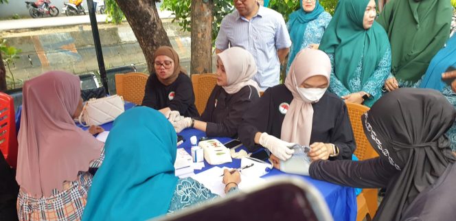 					Senangnya Warga Bisa Rasakan Pemeriksaan Kesehatan Hingga Sunatan Massal Gratis