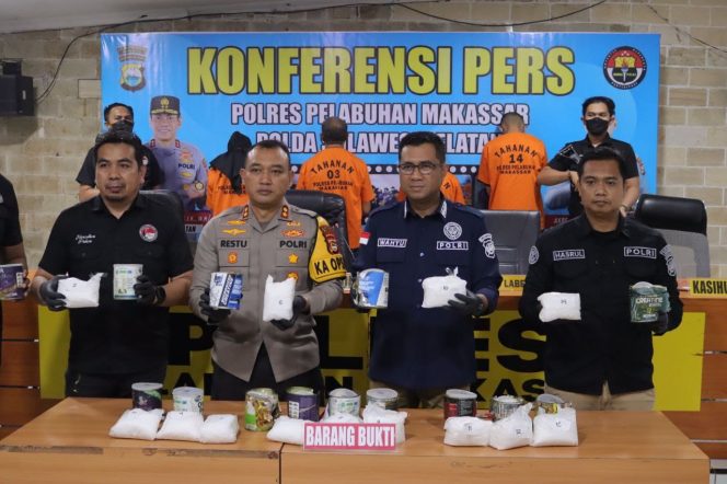 					Baru Dua Pekan Menjabat, AKBP Restu Wijayanto Berhasil Ungkap Jaringan Narkotika Internasional