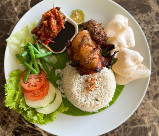 					Maxone Hotel and Resort Berbagi Menu Promo Sajian Kuliner Khas Nusantara