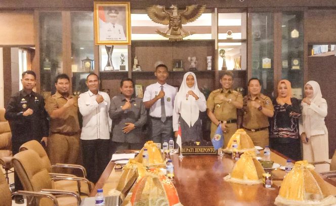 					Pj Bupati Jeneponto Lepas Peserta Paskibraka Ke Tingkat Provinsi Sulsel