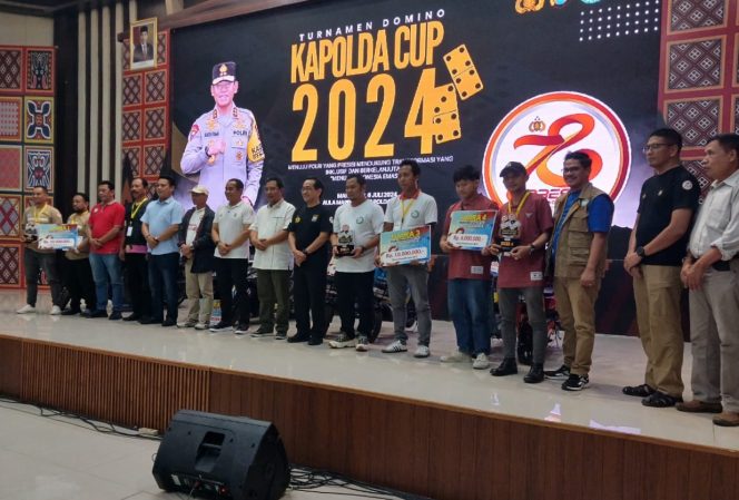 					Para Juara Kejuaraan Domino Kapolda Cup Sulsel Tahun 2024. (Dok. Ist)
