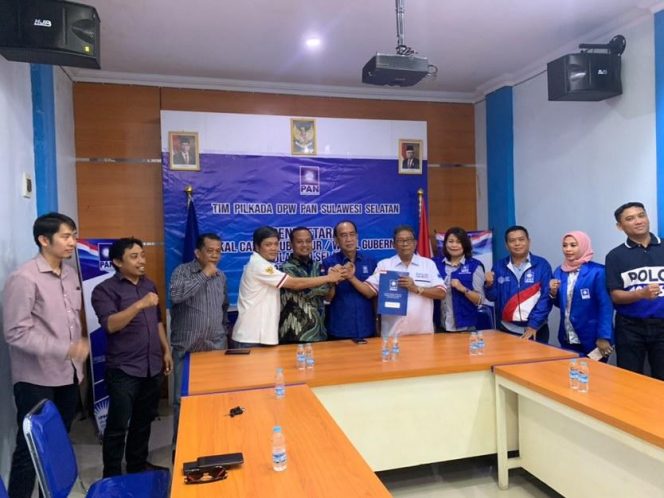 					Andi Sudirman Kembalikan Formulir Bakal Cagub DPW PAN Sulsel
