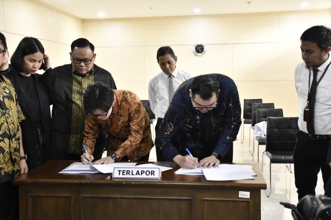					Sidang lanjutan KPPU RI terkait dugaan pelanggaran Shopee dan Shopee Express (dok.)