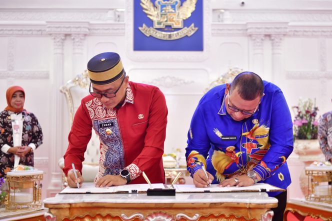 					Penandatanganan MoU Pemprov Sulsel bersama Pemprov Papua Barat Daya (dok.)