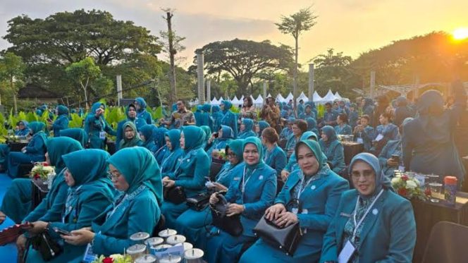 					Hadiri Puncak HKG PKK Ke-52, Wakil Ketua TP PKK Gowa Apresiasi Kerjasama Kader