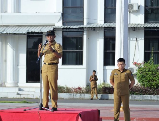					Pj. Bupati Takalar Pimpin Apel Gabungan Seluruh OPD