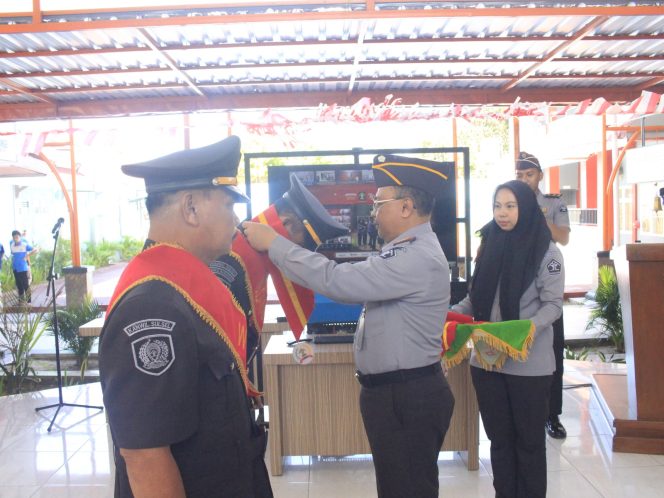 					Kalapas Totok Budiyanto Wisuda Purnabakti 2 Pegawai Lapas Parepare