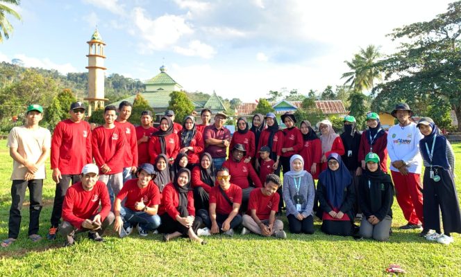 					Panitia Pelaksana Lomba HUT RI ke- 79 di Desa Puncak, Sinjai Selatan. (Dok. Ist)