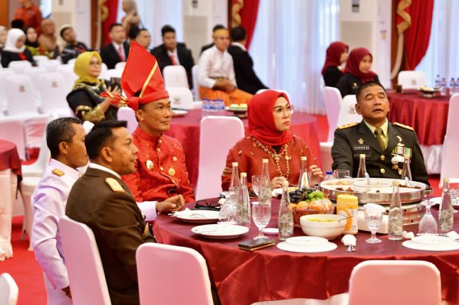 					Pj Gubernur Sulsel Ikuti Detik-detik Pengibaran HUT RI ke-79 Secara Virtual di IKN