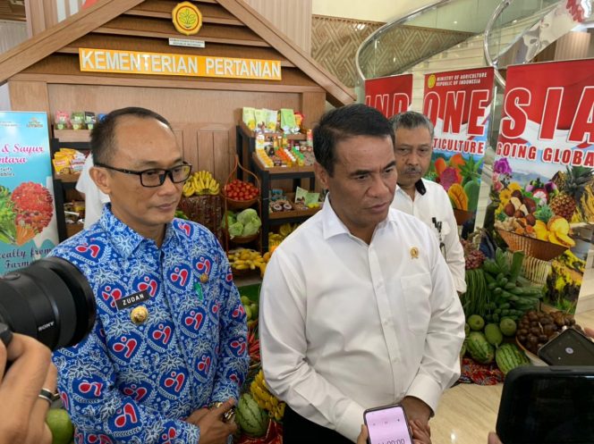 					Mentan RI Berikan 10 Ribu Bibit Tanaman Pangan untuk Sulsel