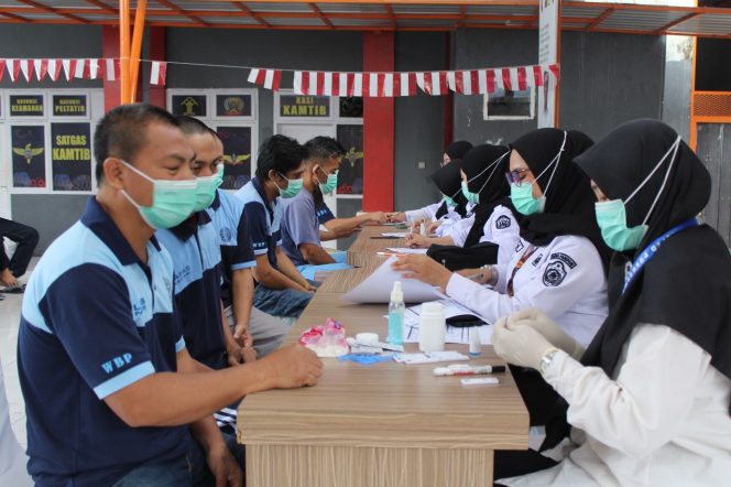 					WBP Lapas Parepare Menjalani Pemeriksaan Kesehatan. (Dok. Ist)