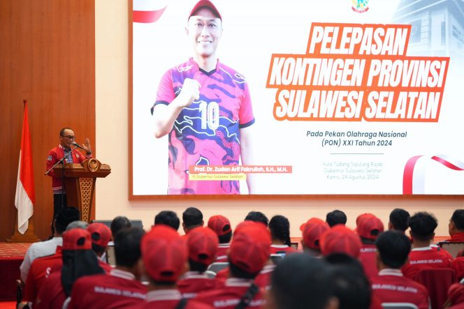 					Pj Gubernur Prof Zudan Lepas 630 Kontingen ke PON Aceh-Sumut